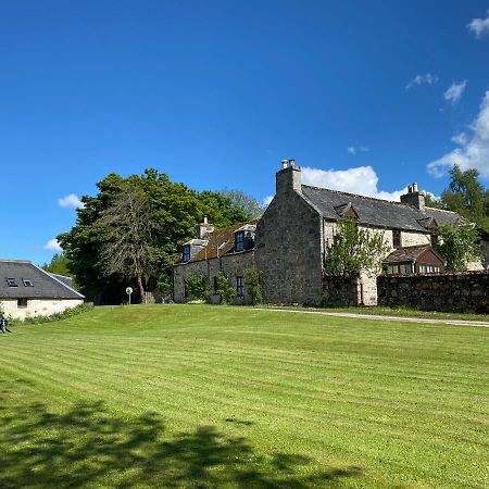 Parkmore Holiday Cottages Дъфтаун Екстериор снимка