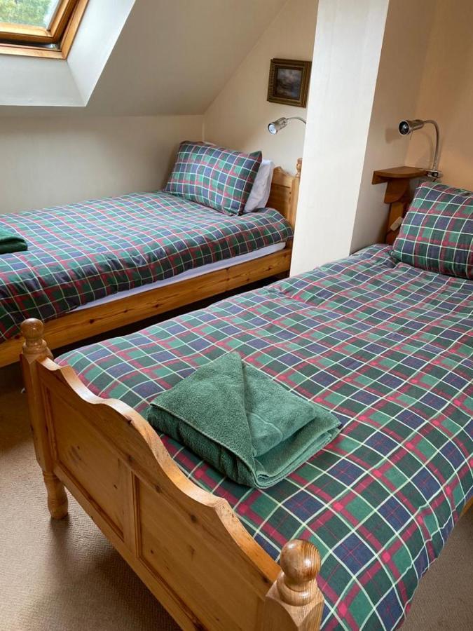 Parkmore Holiday Cottages Дъфтаун Екстериор снимка