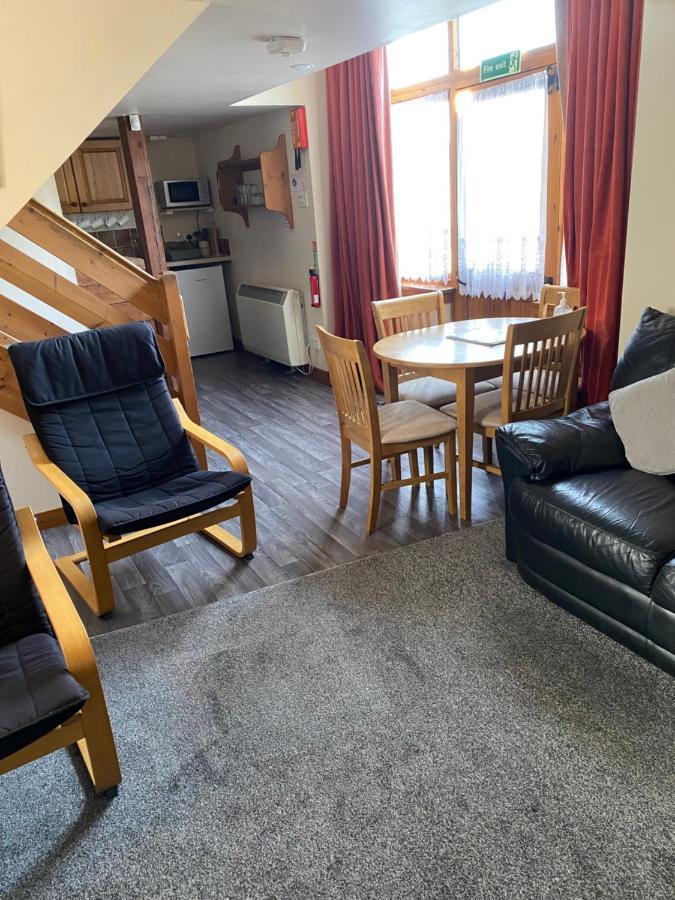 Parkmore Holiday Cottages Дъфтаун Екстериор снимка