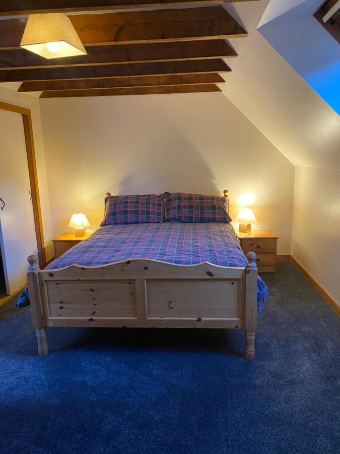 Parkmore Holiday Cottages Дъфтаун Екстериор снимка